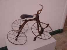 Bicicleta com 90 anos