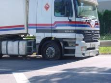 Pesado com pneu furado