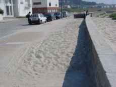 Junta quer impedir areia na avenida