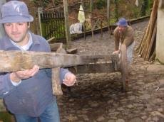 Transportando a carro�a para a matan�a