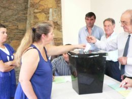 Assembleia de Voto...