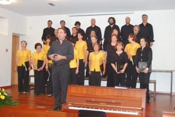 - Orfe�o de Vila Praia de �ncora e maestro Francisco Presa