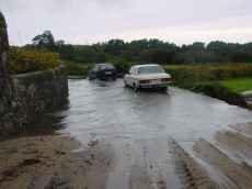 Carros em dificuldades